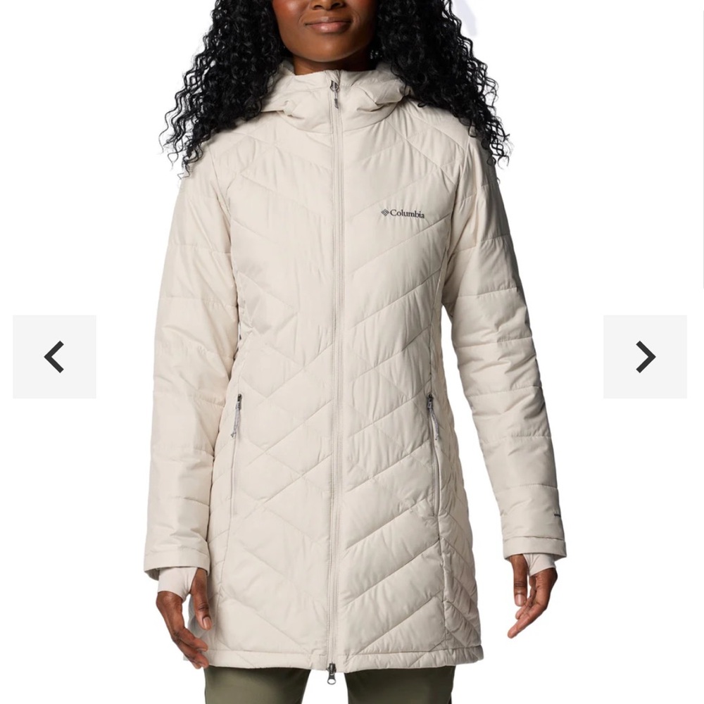 Columbia Cream Ski Jacket with Hood and Weather-Resistant Material